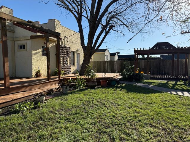 402 Clifford St, Corpus Christi, TX 78404