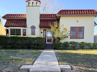 402 Clifford St, Corpus Christi, TX 78404