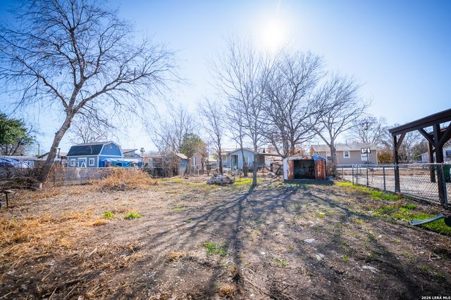 3102 Neptune, San Antonio, TX 78226