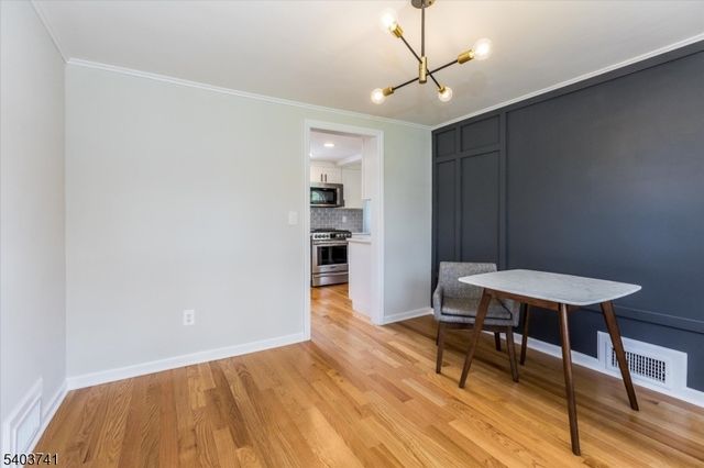 8 Venetia Ave, Cranford Twp., NJ 07016