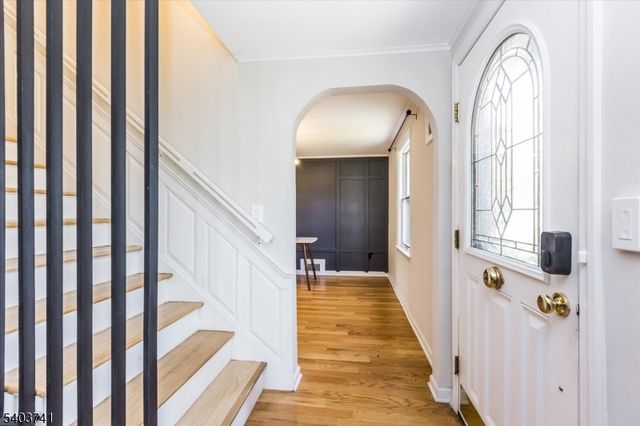 8 Venetia Ave, Cranford Twp., NJ 07016