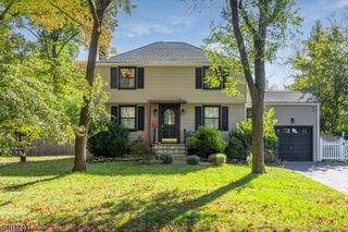 8 Venetia Ave, Cranford Twp., NJ 07016