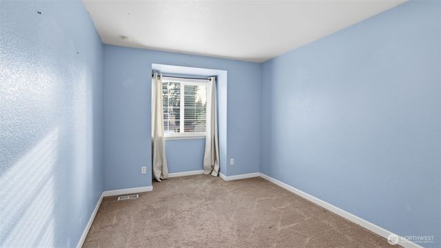 2009 161st Street E, Tacoma, WA 98445