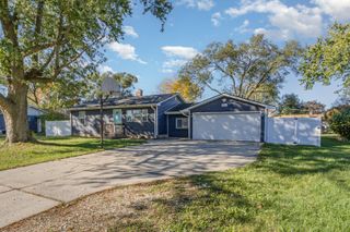 15824 S Collins Drive, Plainfield, IL 60544