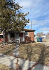 942 Farnham Avenue, Lincoln Park, MI 48146