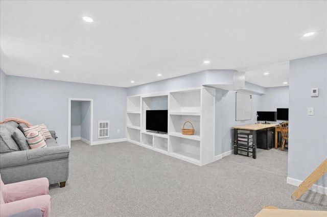 49 Dana Rd, Norwell, MA 02061