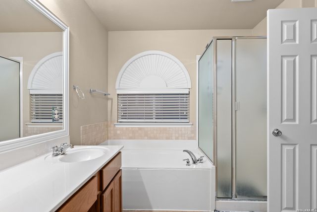 2669 Crusader Bend, Schertz, TX 78108