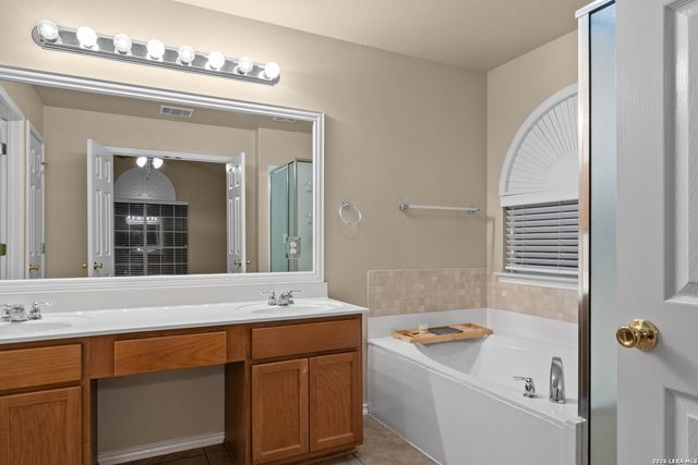 2669 Crusader Bend, Schertz, TX 78108