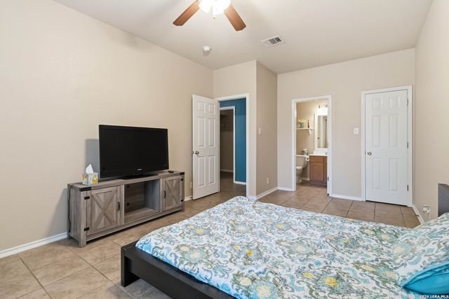 2669 Crusader Bend, Schertz, TX 78108