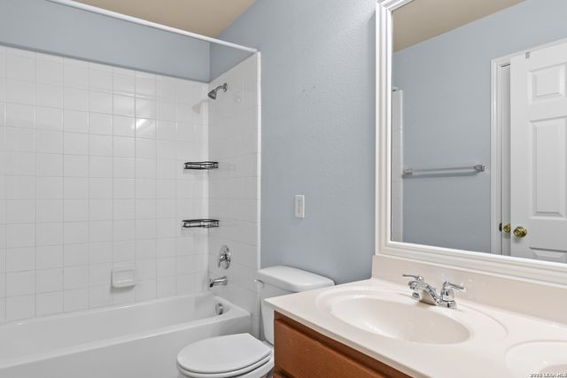 2669 Crusader Bend, Schertz, TX 78108