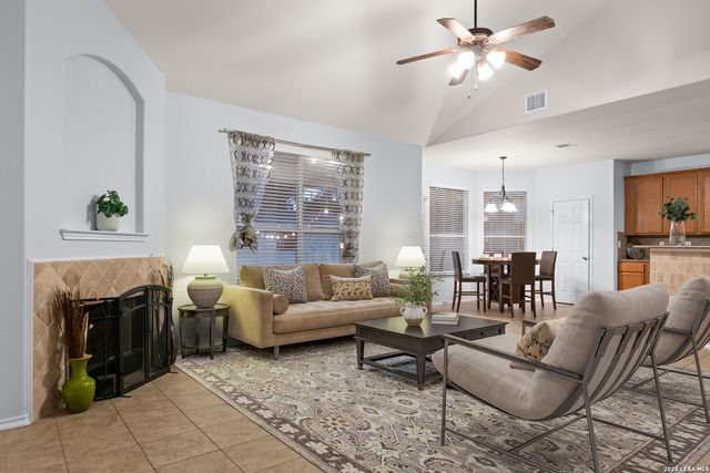 2669 Crusader Bend, Schertz, TX 78108
