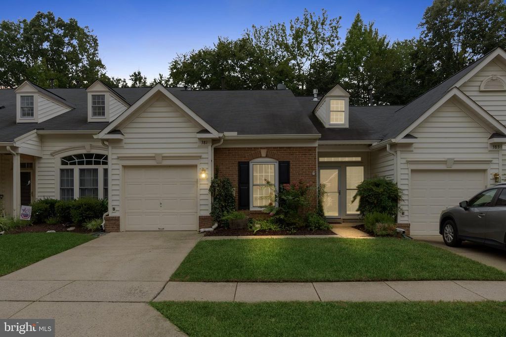 381 COLONY POINT PL, Edgewater, MD 21037
