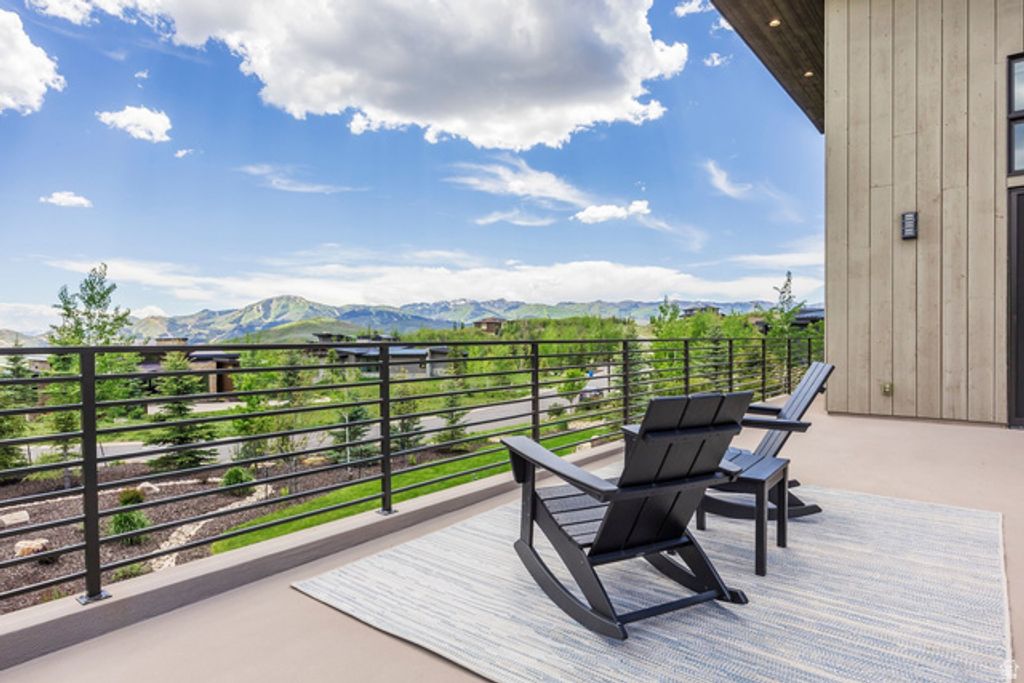 Image 11 of property listing at 140 W VISTA RIDGE RD, Kamas, UT 84036