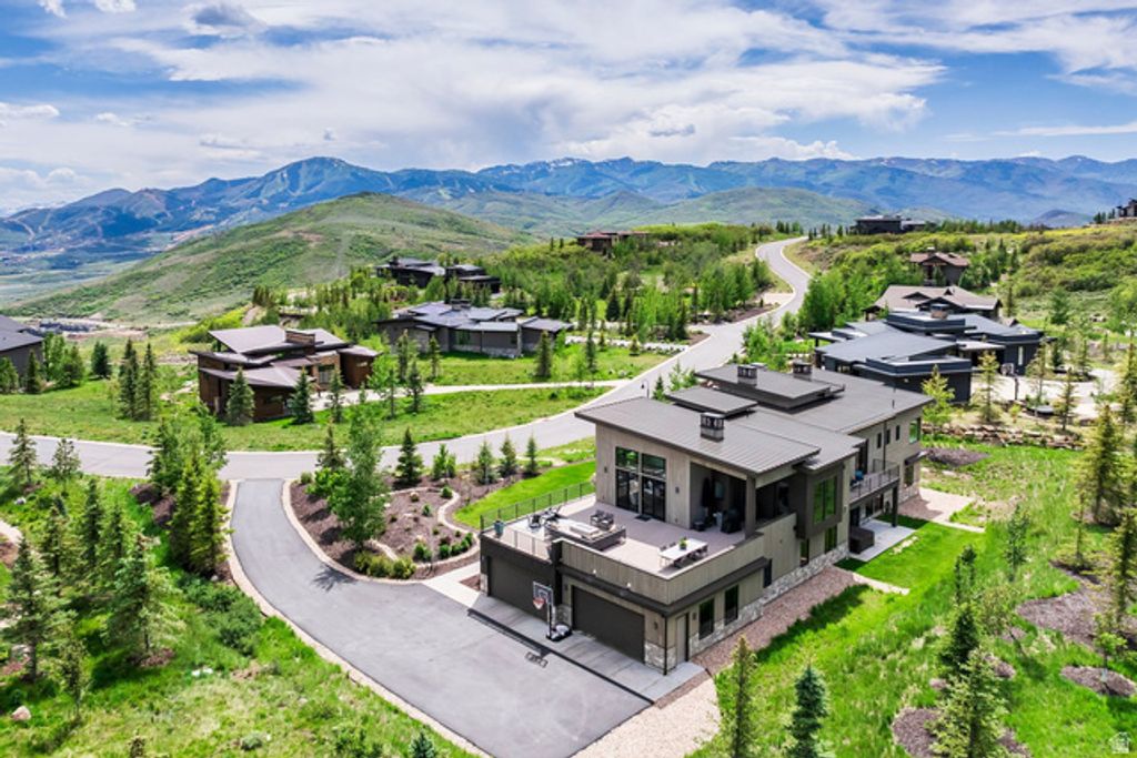 Image 108 of property listing at 140 W VISTA RIDGE RD, Kamas, UT 84036
