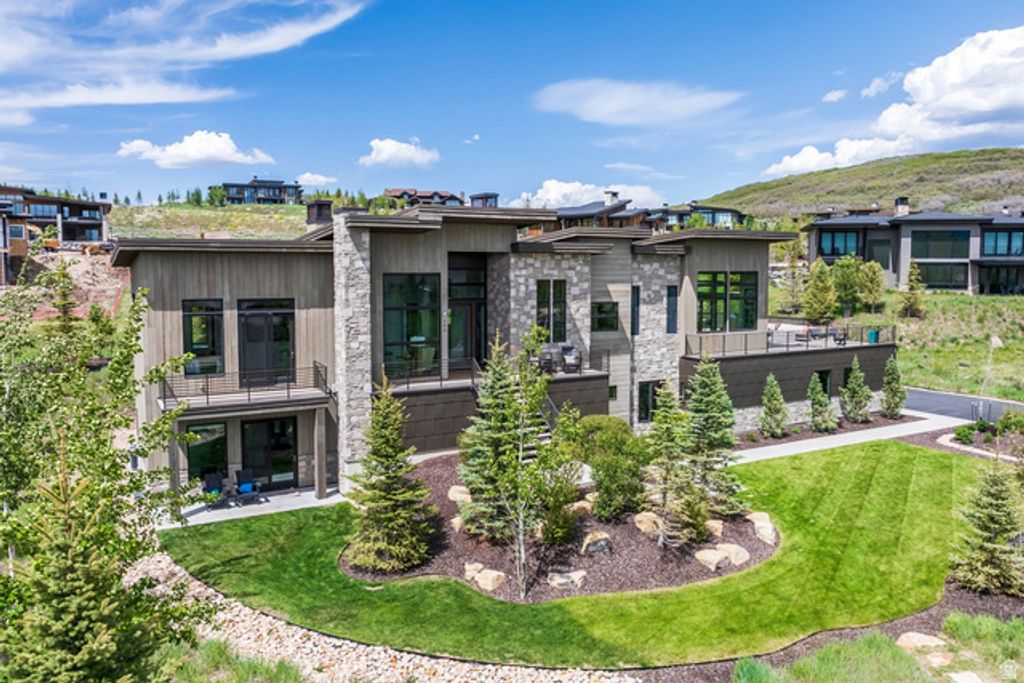 Image 109 of property listing at 140 W VISTA RIDGE RD, Kamas, UT 84036
