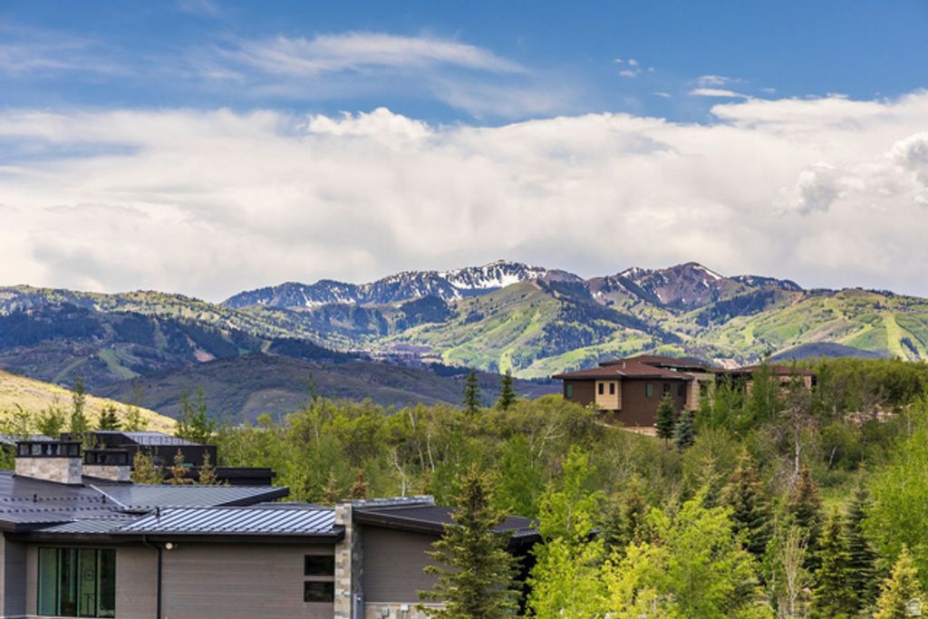 Image 45 of property listing at 140 W VISTA RIDGE RD, Kamas, UT 84036