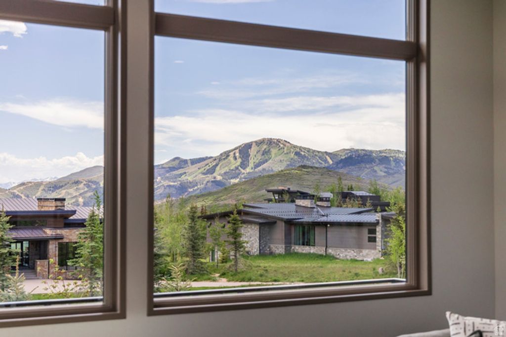 Image 50 of property listing at 140 W VISTA RIDGE RD, Kamas, UT 84036