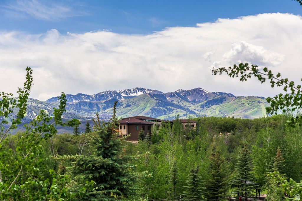 Image 57 of property listing at 140 W VISTA RIDGE RD, Kamas, UT 84036
