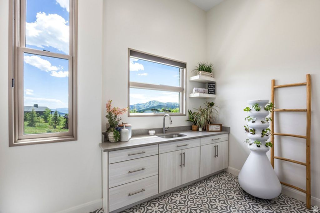 Image 65 of property listing at 140 W VISTA RIDGE RD, Kamas, UT 84036