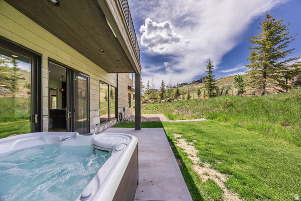 Image 96 of property listing at 140 W VISTA RIDGE RD, Kamas, UT 84036