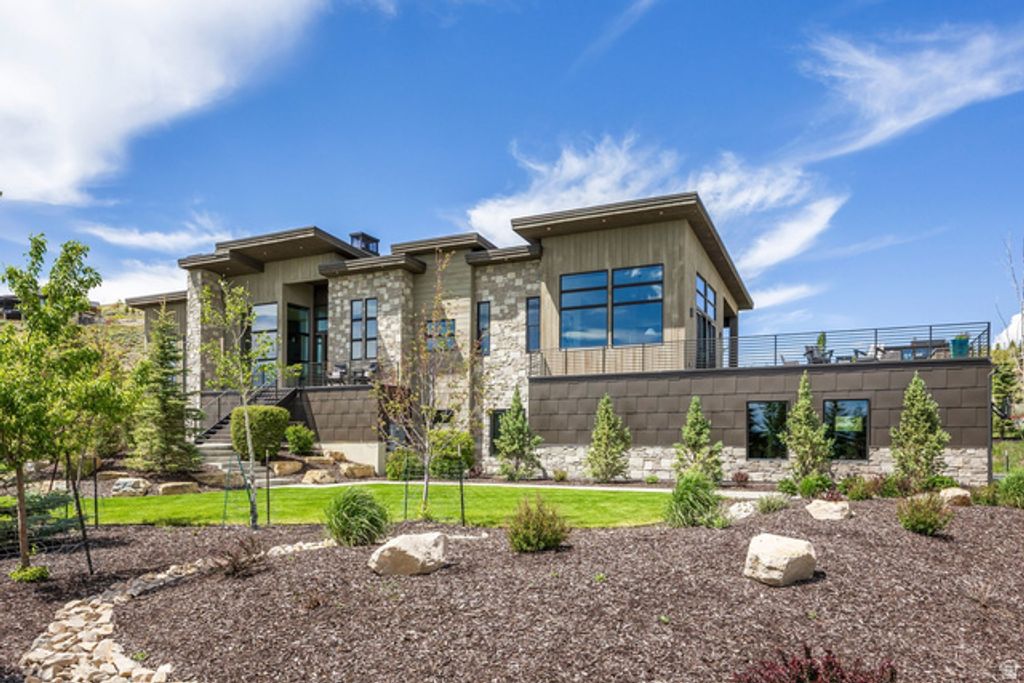 Image 100 of property listing at 140 W VISTA RIDGE RD, Kamas, UT 84036