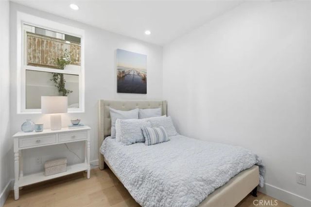617 N Irena Avenue B, Redondo Beach, CA 90277