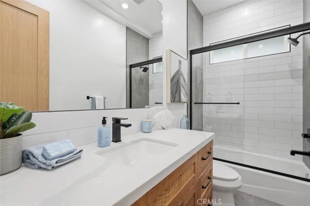 617 N Irena Avenue B, Redondo Beach, CA 90277