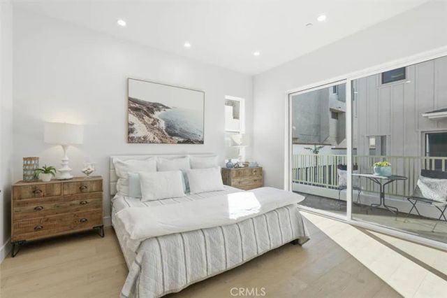 617 N Irena Avenue B, Redondo Beach, CA 90277