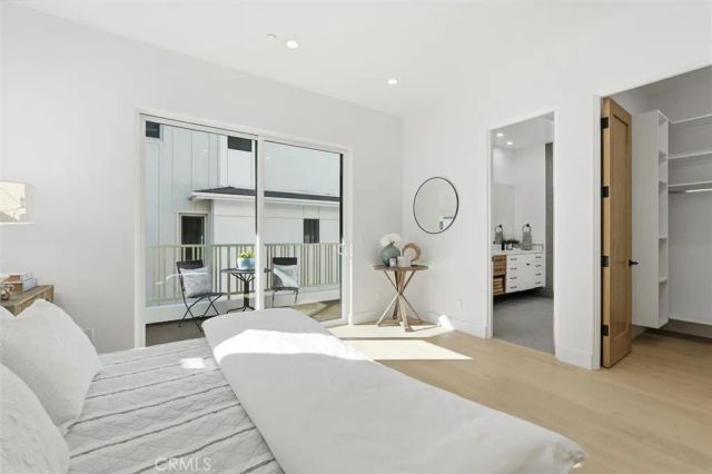 617 N Irena Avenue B, Redondo Beach, CA 90277