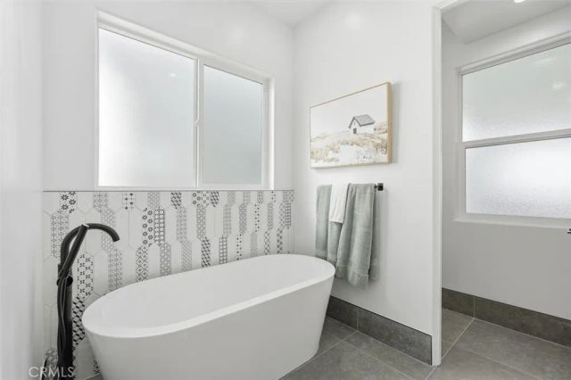 617 N Irena Avenue B, Redondo Beach, CA 90277