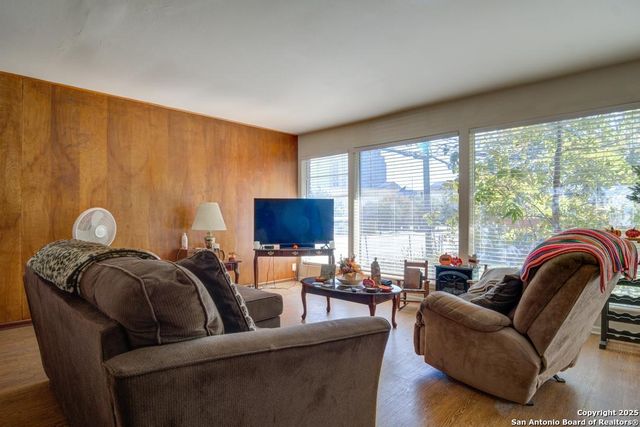 358 Waxwood, San Antonio, TX 78216