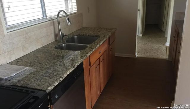 358 Waxwood, San Antonio, TX 78216