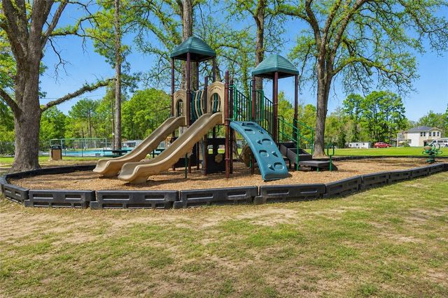 11443 Underwood Street, Willis, TX 77318