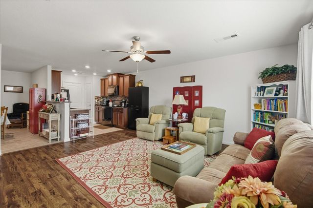 1306 Paradise Found Drive, Rosharon, TX 77583