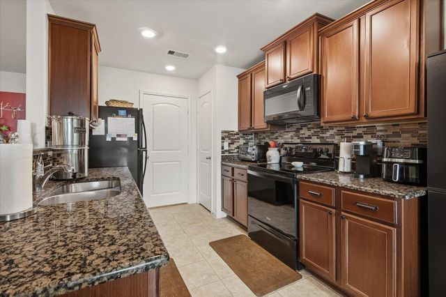 1306 Paradise Found Drive, Rosharon, TX 77583