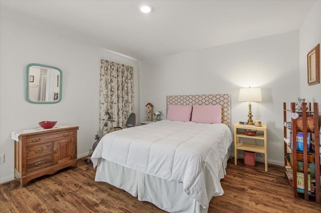 1306 Paradise Found Drive, Rosharon, TX 77583