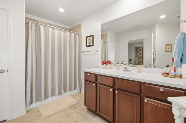 1306 Paradise Found Drive, Rosharon, TX 77583