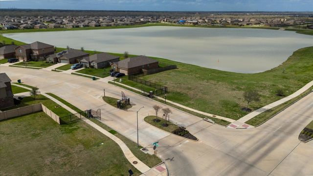 1306 Paradise Found Drive, Rosharon, TX 77583