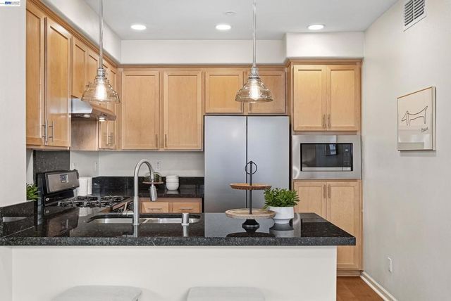 1505 Coyote Creek Way, Milpitas, CA 95035