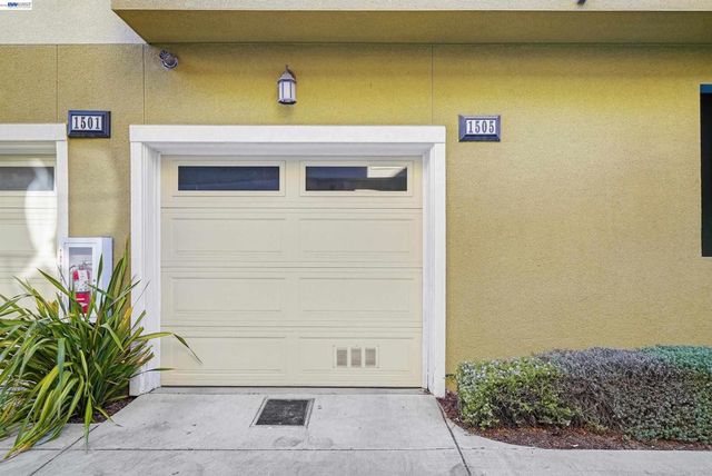 1505 Coyote Creek Way, Milpitas, CA 95035