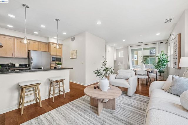 1505 Coyote Creek Way, Milpitas, CA 95035