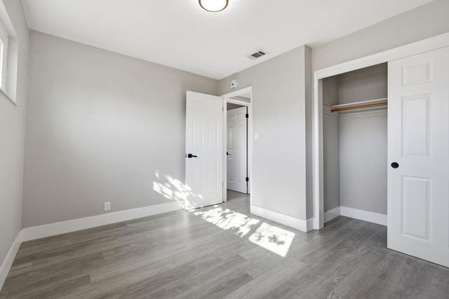 1718 Robert St, Lodi, CA 95242