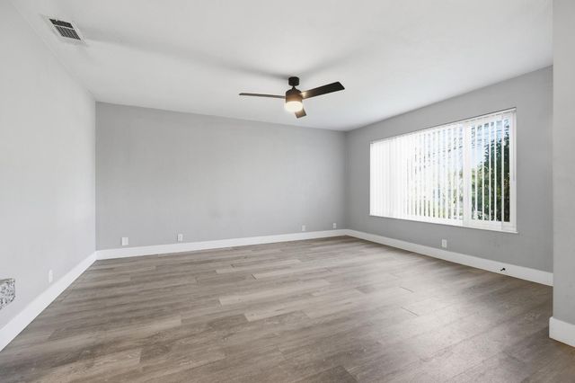 1718 Robert St, Lodi, CA 95242