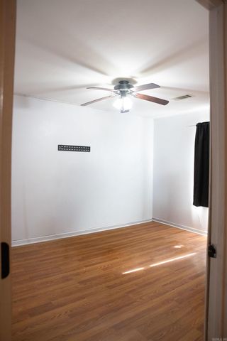 101 Henderson Road, Mountain View, AR 72560