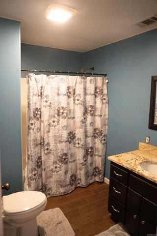 101 Henderson Road, Mountain View, AR 72560