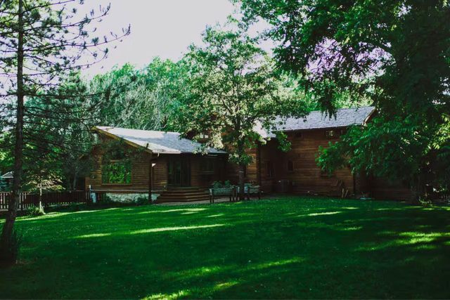 N3075 Hardscrabble ROAD, Dousman, WI 53118