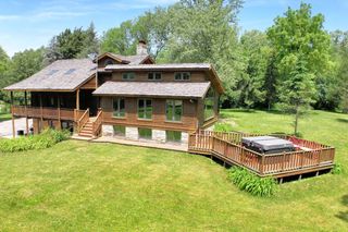 N3075 Hardscrabble ROAD, Dousman, WI 53118