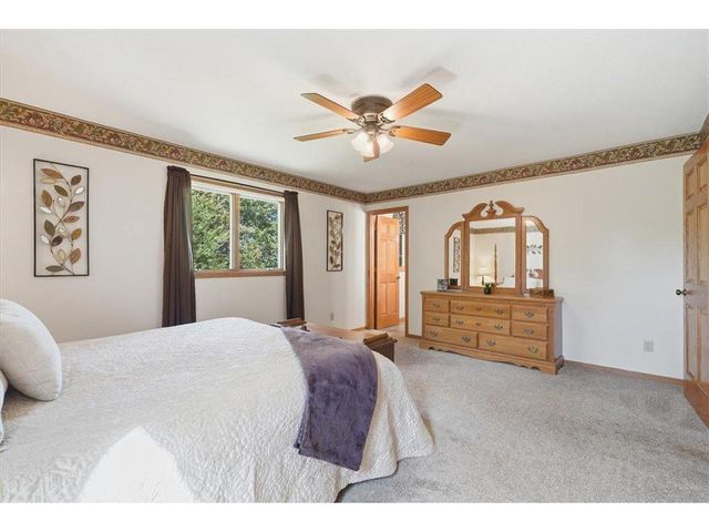 1087 Tanney Lane, Hudson, WI 54016