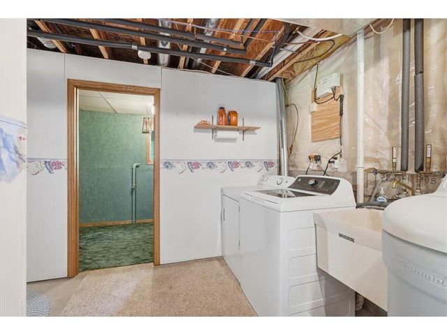 1087 Tanney Lane, Hudson, WI 54016