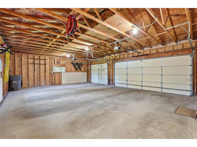 1087 Tanney Lane, Hudson, WI 54016